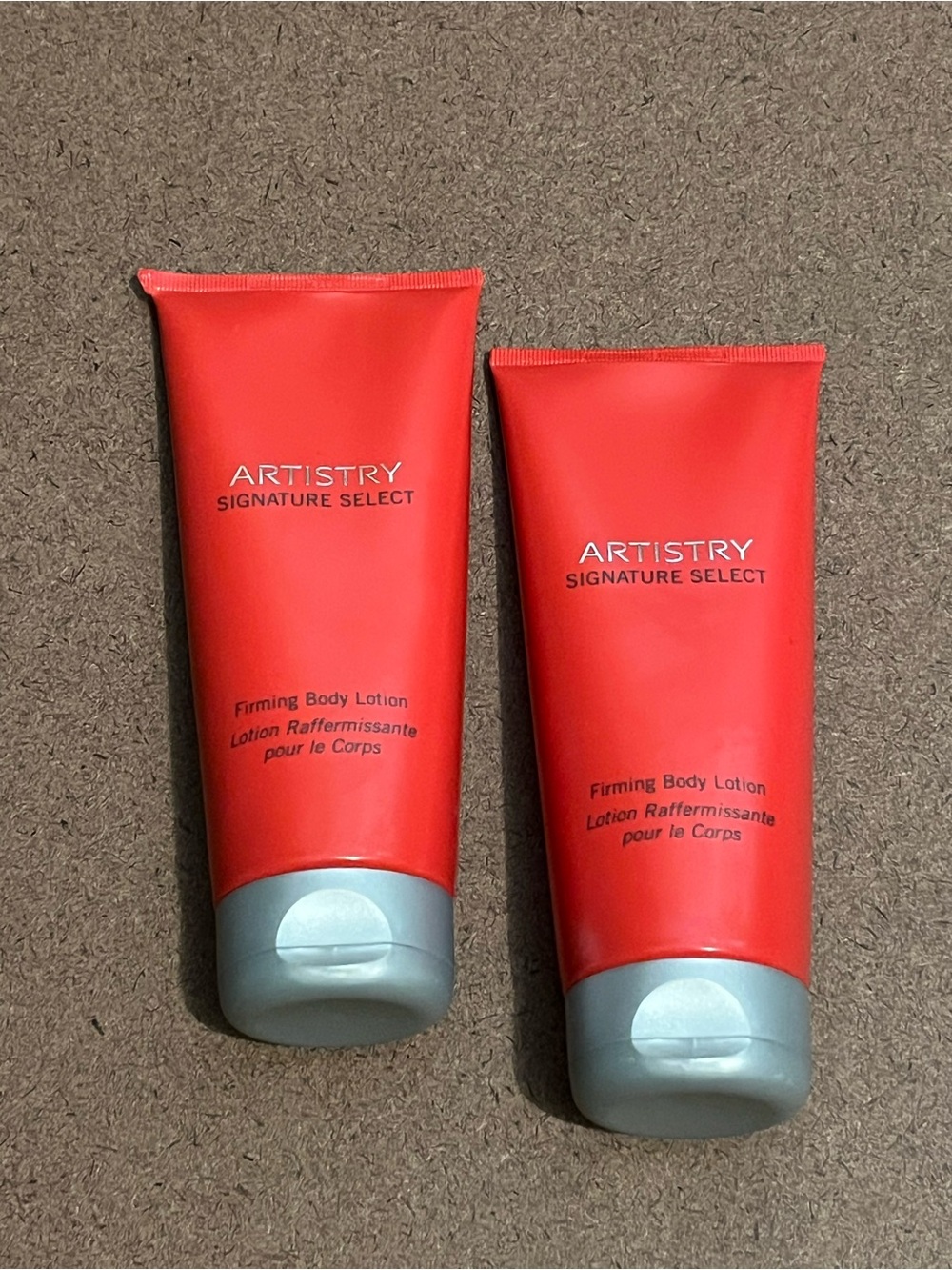 Artistry Signature Select Firming Body Lotion - Red